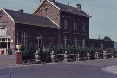 STAMBRUGES  DIA 78-4928.jpg